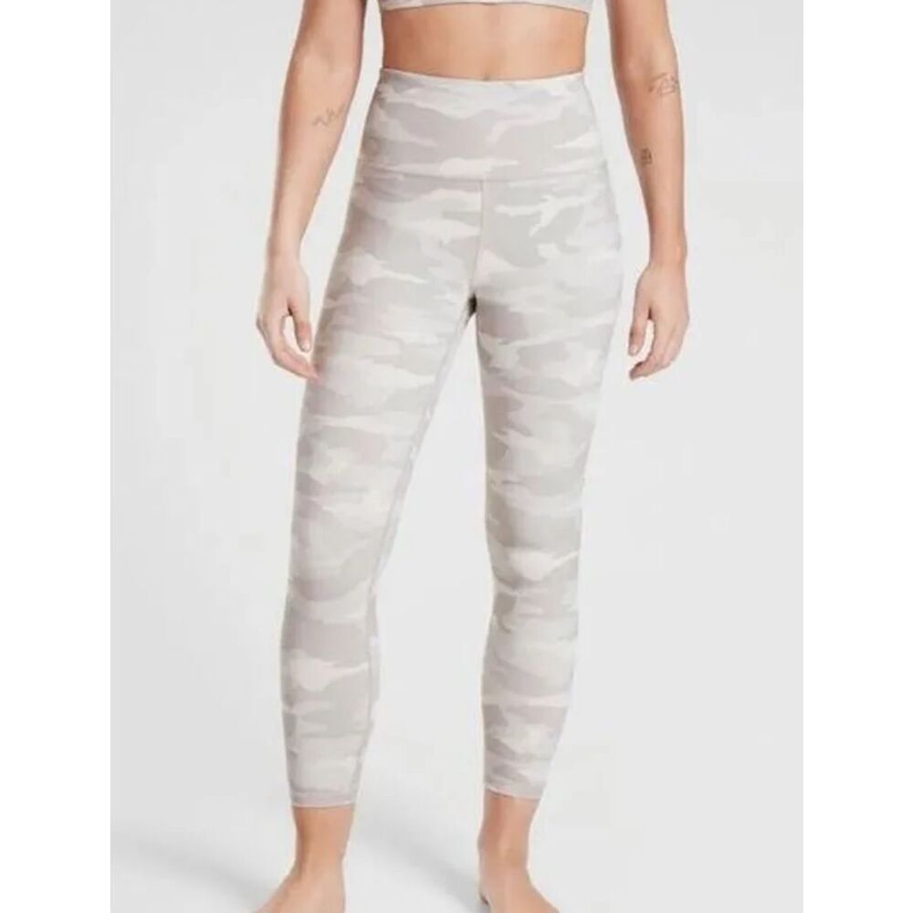Athleta Elation Leggings Tan‎ Camo 7/8 tight XS